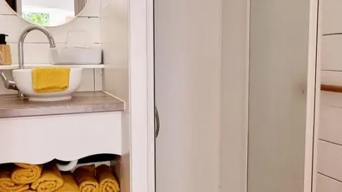 BESME La roulotte Les Églantines