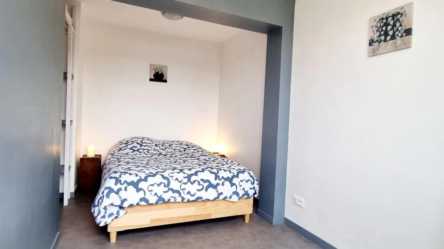 BASSOLES AULERS Maison blanche