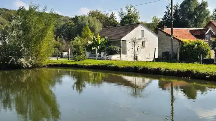 BASSOLES AULERS Maison blanche