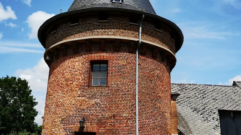 AUBENTON Gîte de la Tour de Chimay