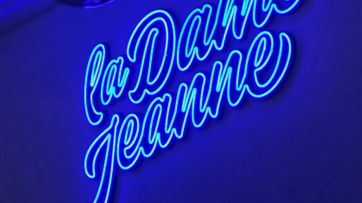LA DAME JEANNE