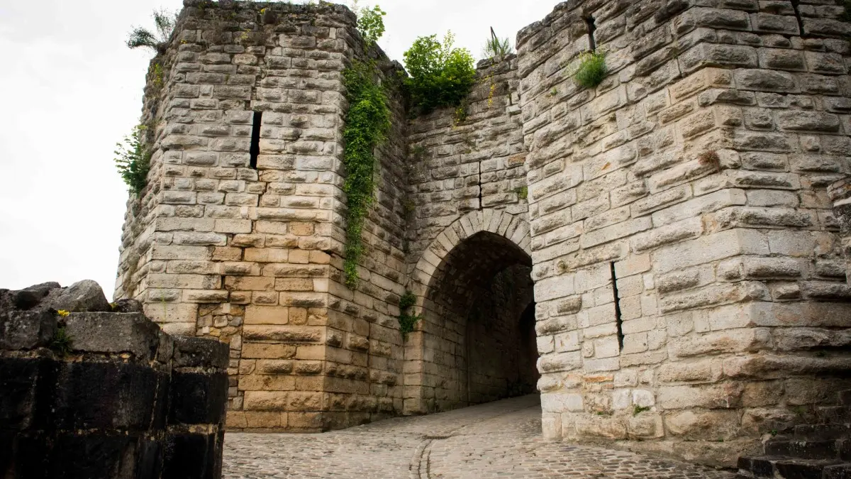 Les remparts de Château-Thierry
