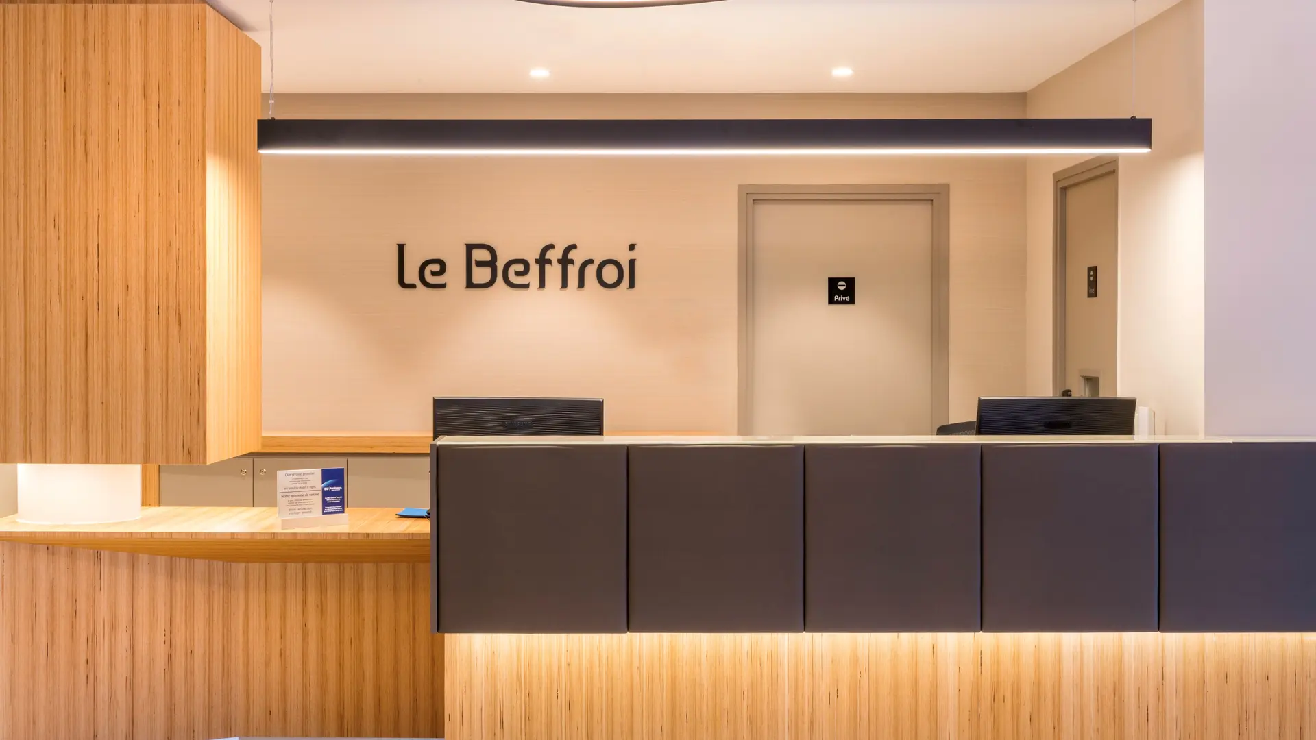BEST WESTERN LE BEFFROI - Réception
