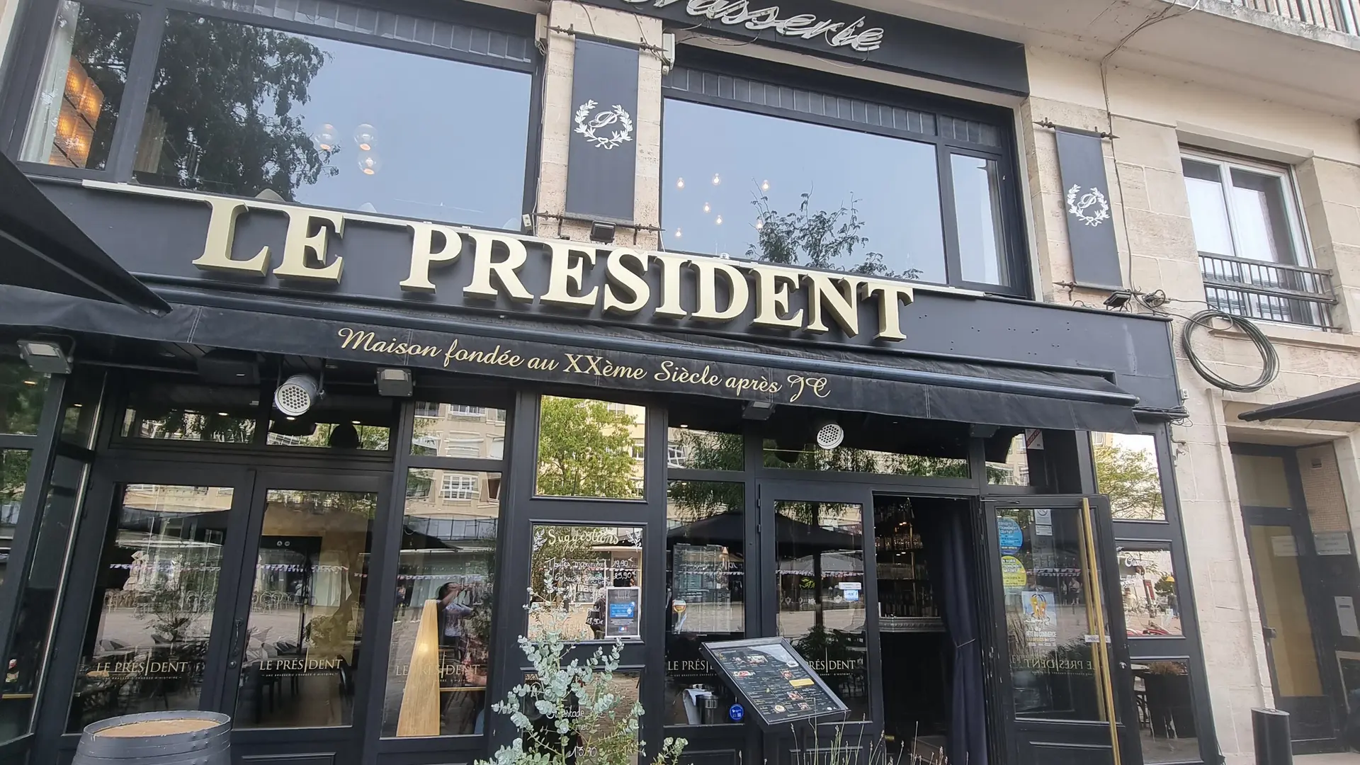 RestaurantlePresident–Façade_ChristineThonon