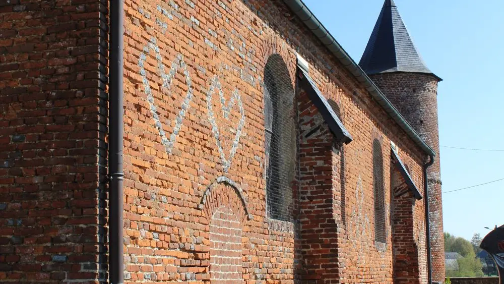 Eglise < Lavaqueresse < Thiérache <  Aisne < Picardie < Hauts de France