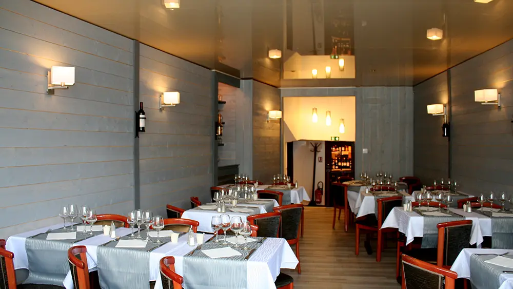 Restaurant Les Chenizelles II < Laon < Aisne < Hauts-de-France