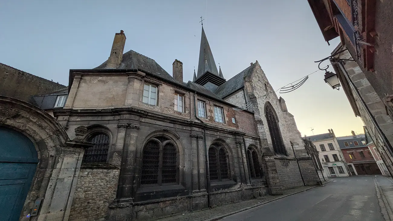 Basilique Notre-Dame II < Liesse < Aisne < Hauts-de-France