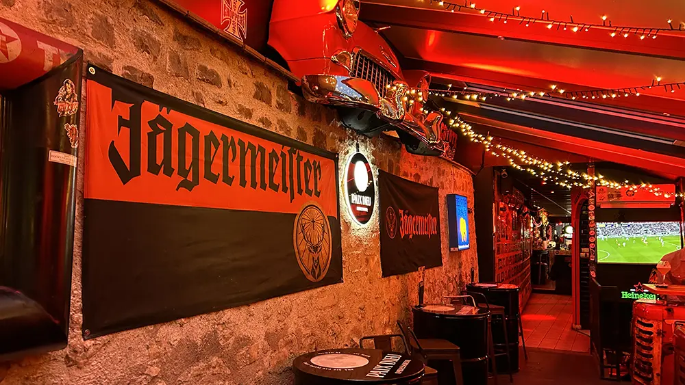 Bar Coyote Café III < Laon < Aisne < Picardie