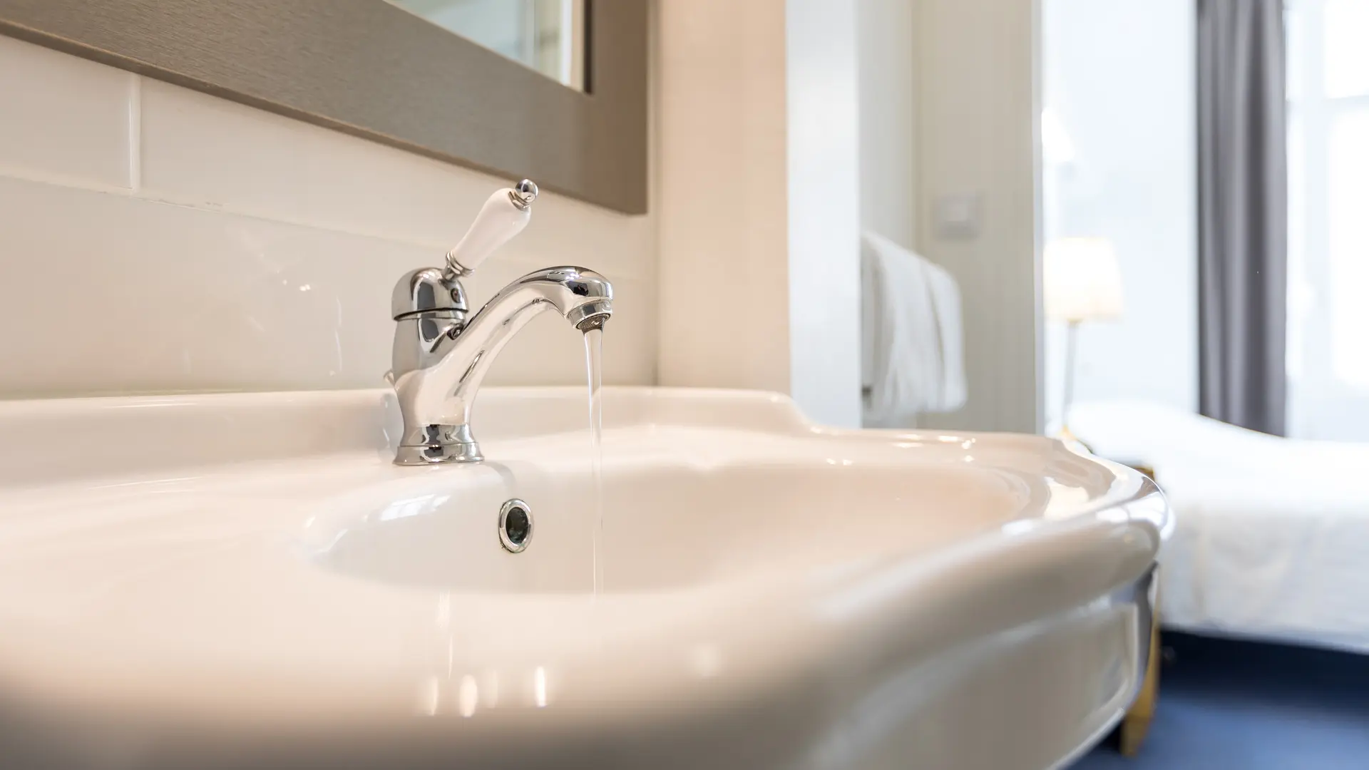 HÔTEL SAINT-MAURICE - Salle de bain