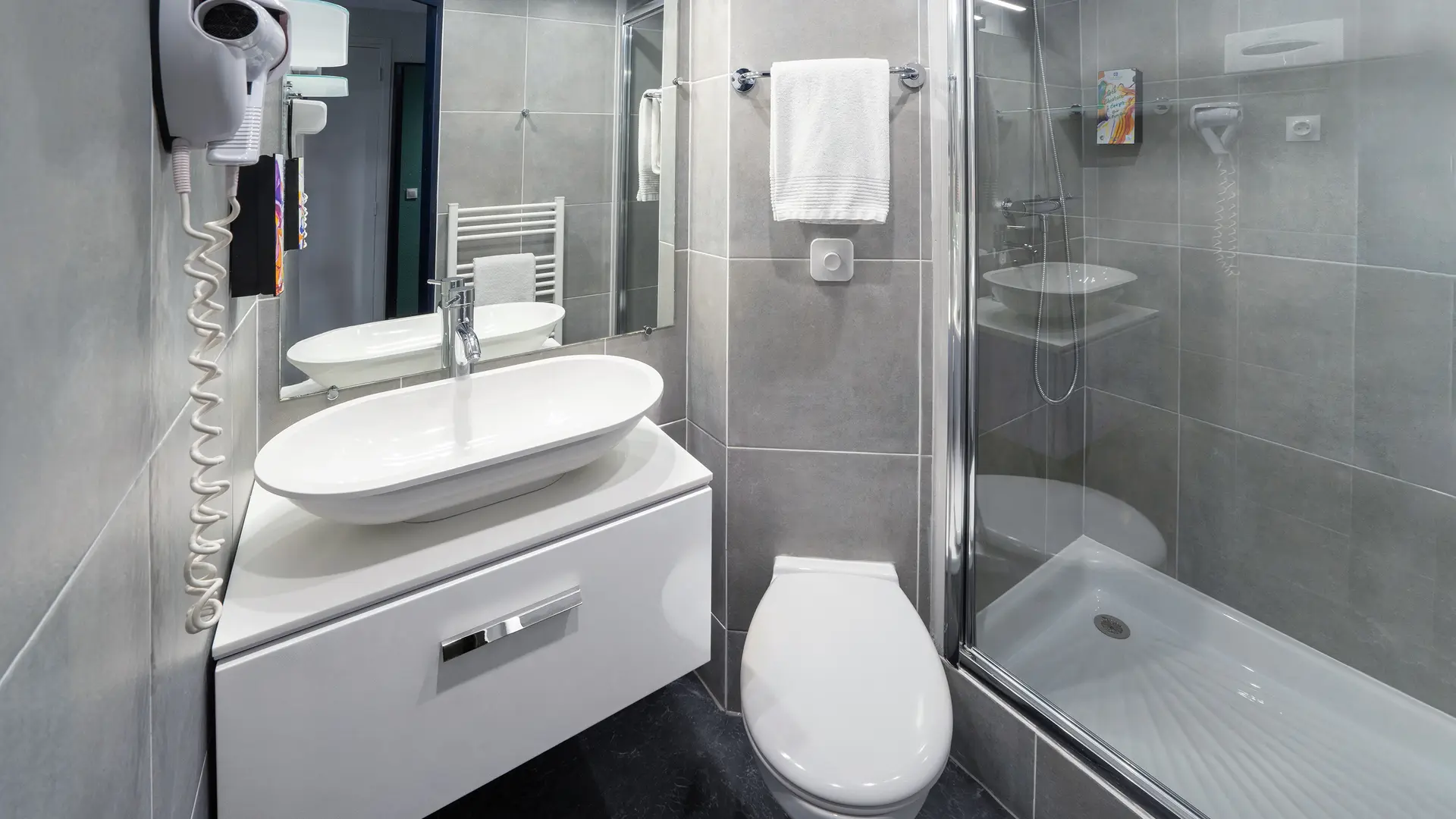 Sure Hotel Rouvignies Valenciennes_Cécile Langlois_HD_26
