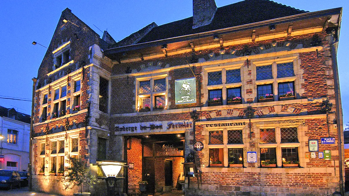 Valenciennes - Auberge du Bon Fermier - Hôtel - Restaurant - Façade Nuit - 2005
