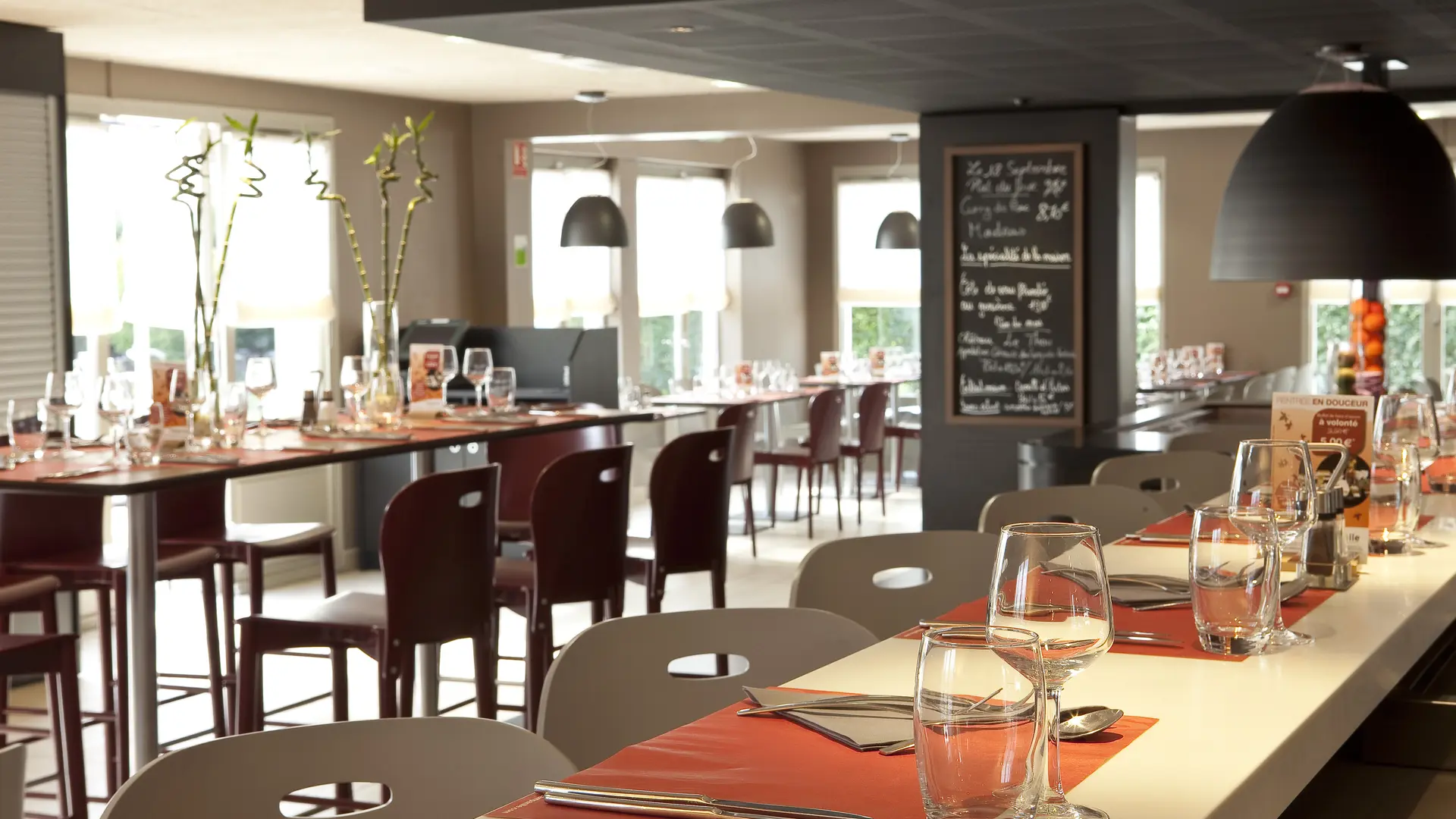 CAMPANILE LILLE NORD WASQUEHAL - Restaurant