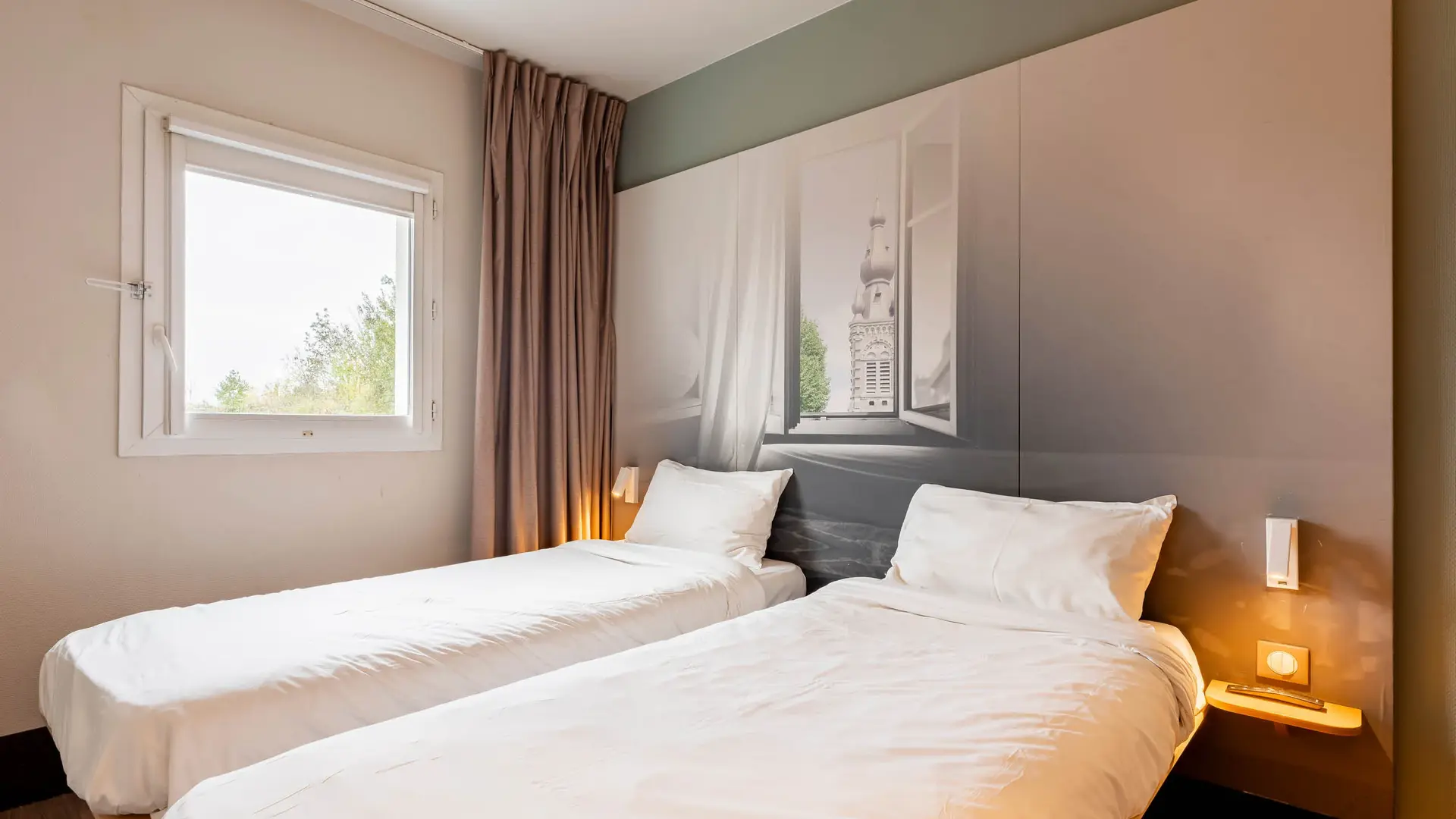 hotel-valenciennes_4516_twin-room-31326_0