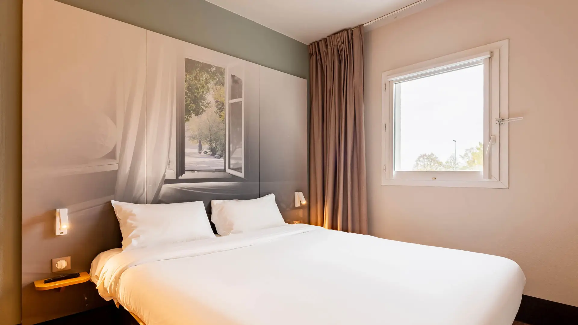 hotel-valenciennes_4516_double-room_2-31316_0