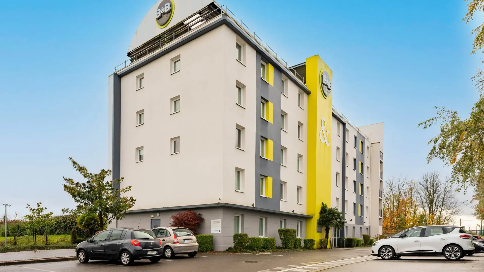 hotel-valenciennes_4516_exterior-31318_0