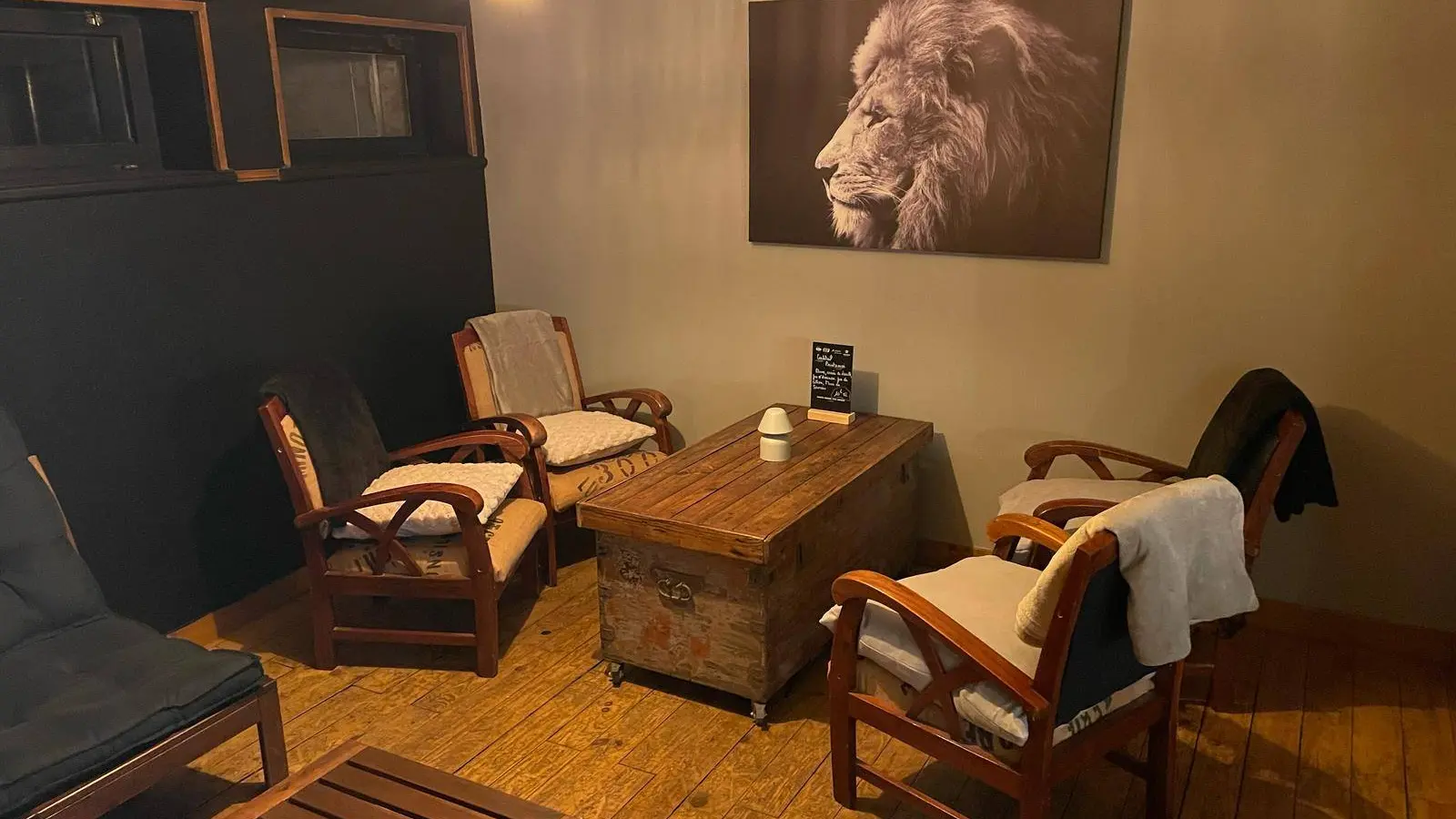 la-pero-coin-salon-bar-valenciennes