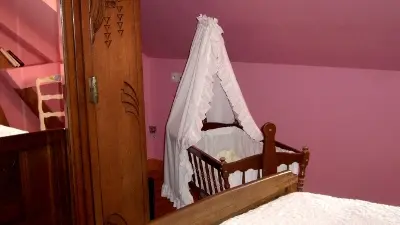 la resistante mondrepuis chambre 1