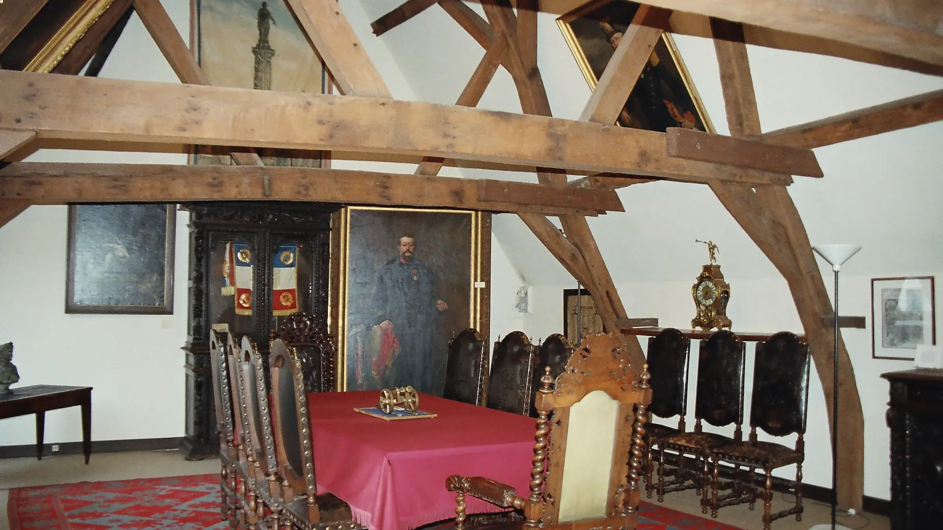 MUSEE DES CANONNIERS SEDENTAIRES - Salle d'honneur