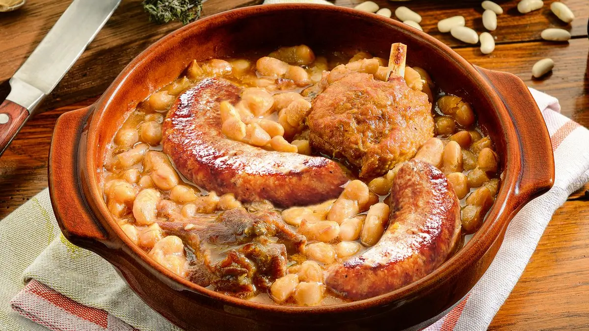 9-cassoulet au confit de canard HD 2