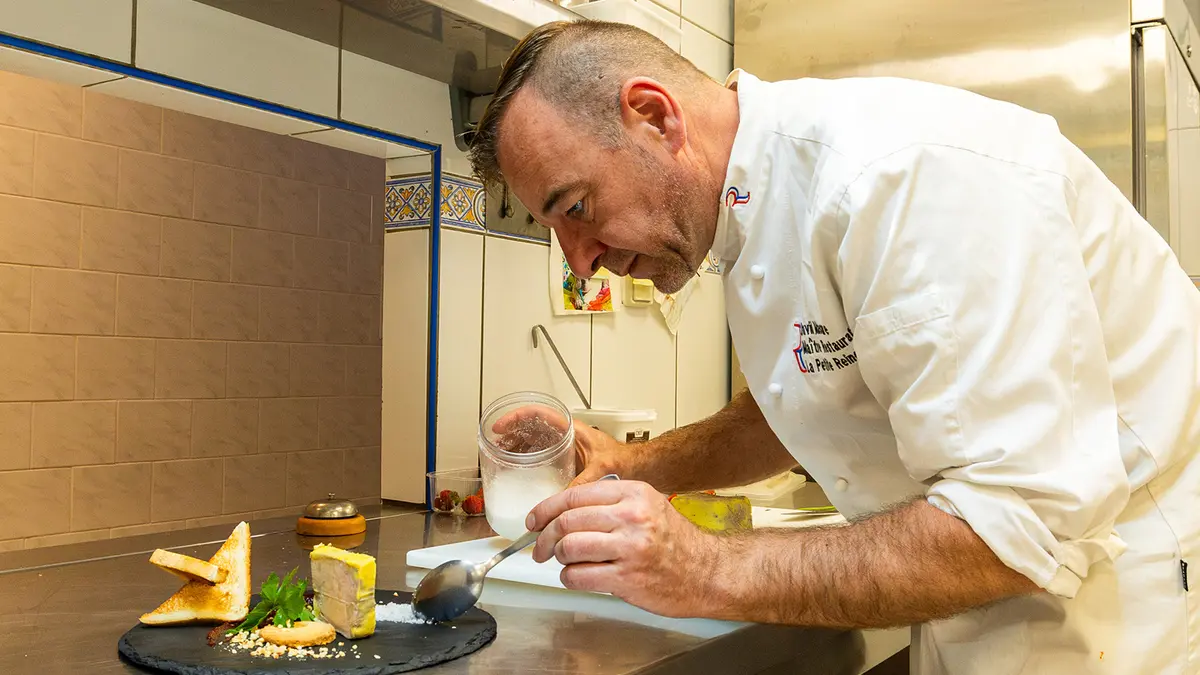 CHEF EN CUISINE