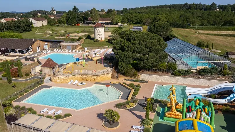 Camping_Le_Carbonnier_Espace_Aquatique