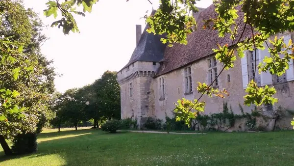 Château de Richemont côté tour