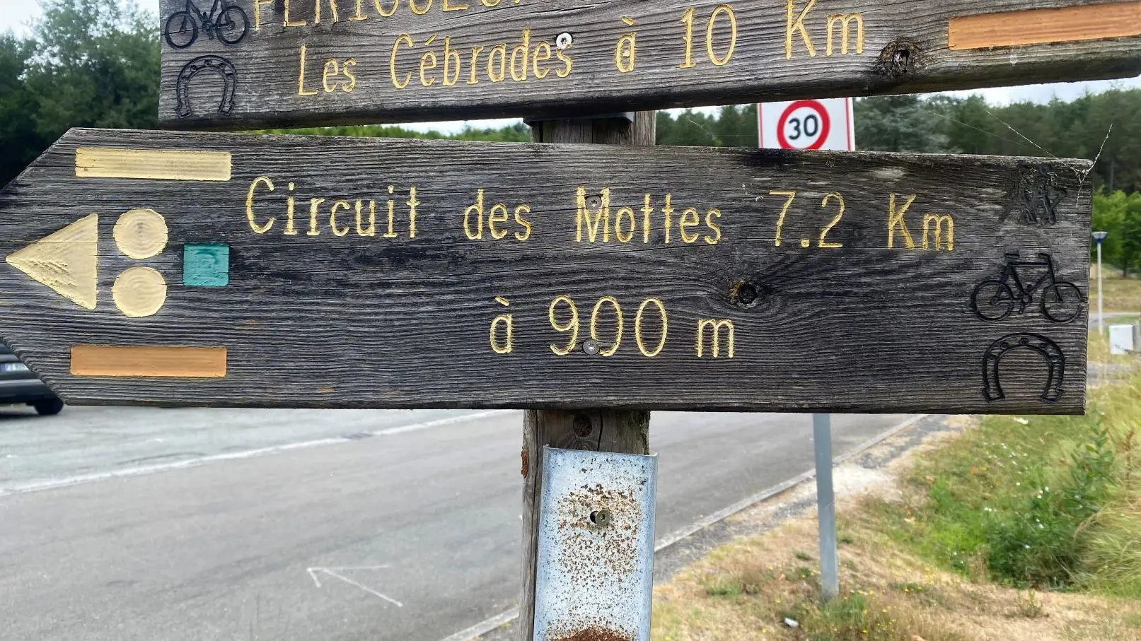 Circuit des Mottes Notre Dame de Sanilhac_borne
