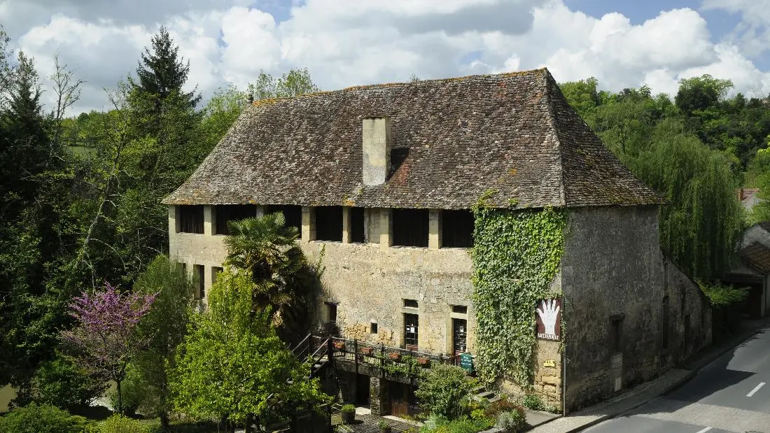 Balade patrimoine dans village papetier de Couze et Saint Front