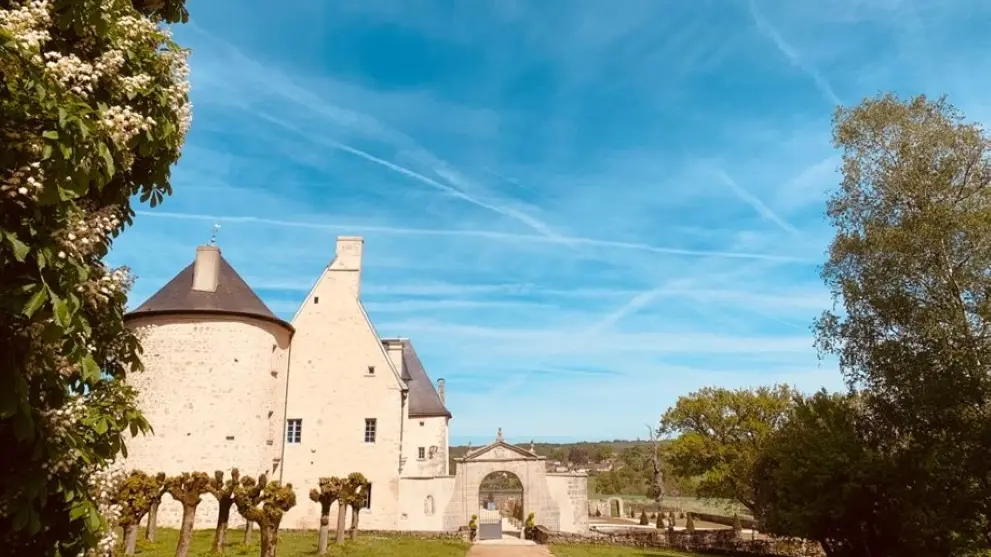 Château du Chambon - Allée d'arrivé