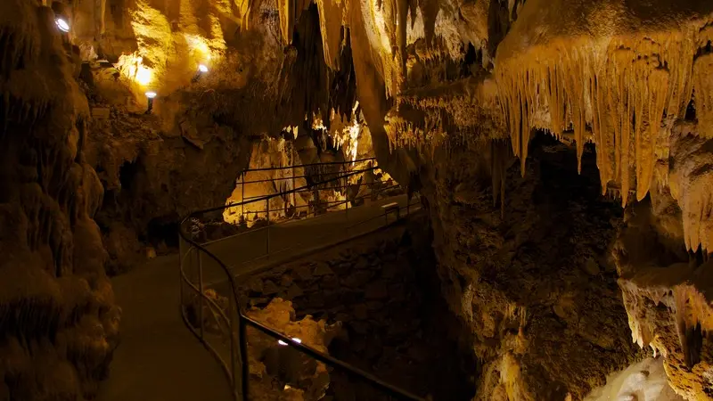 Grotte de Villars_5