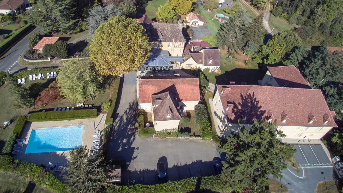 DOMAINE-DE-LA-HOIRIE-DRONE-3