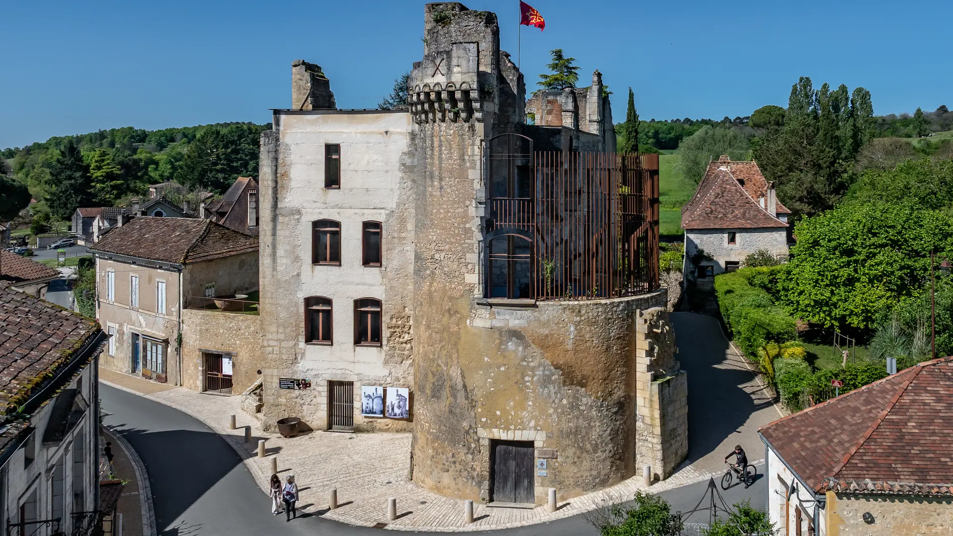 CDT 24 - Château Barrière - Villamblard - Vue générale
