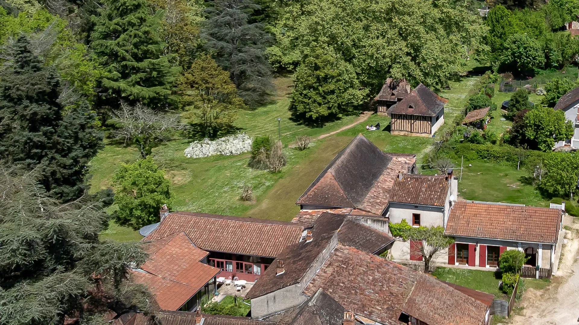 parc-voulgre-mussidan-vue-aerienne-tourisme-vallee-isle-2025