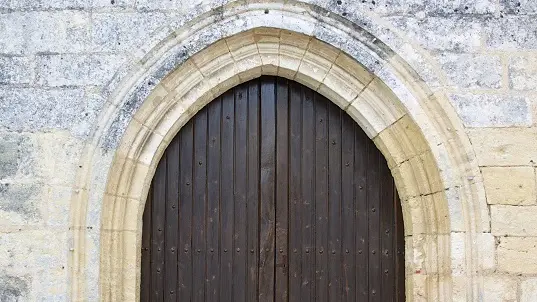 Eglise Saint-Pantaléon (Valeuil) portail