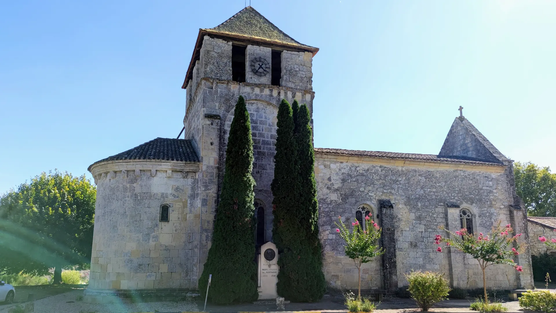 Église Saint-Michel - Saint-Michel-de-Montaigne