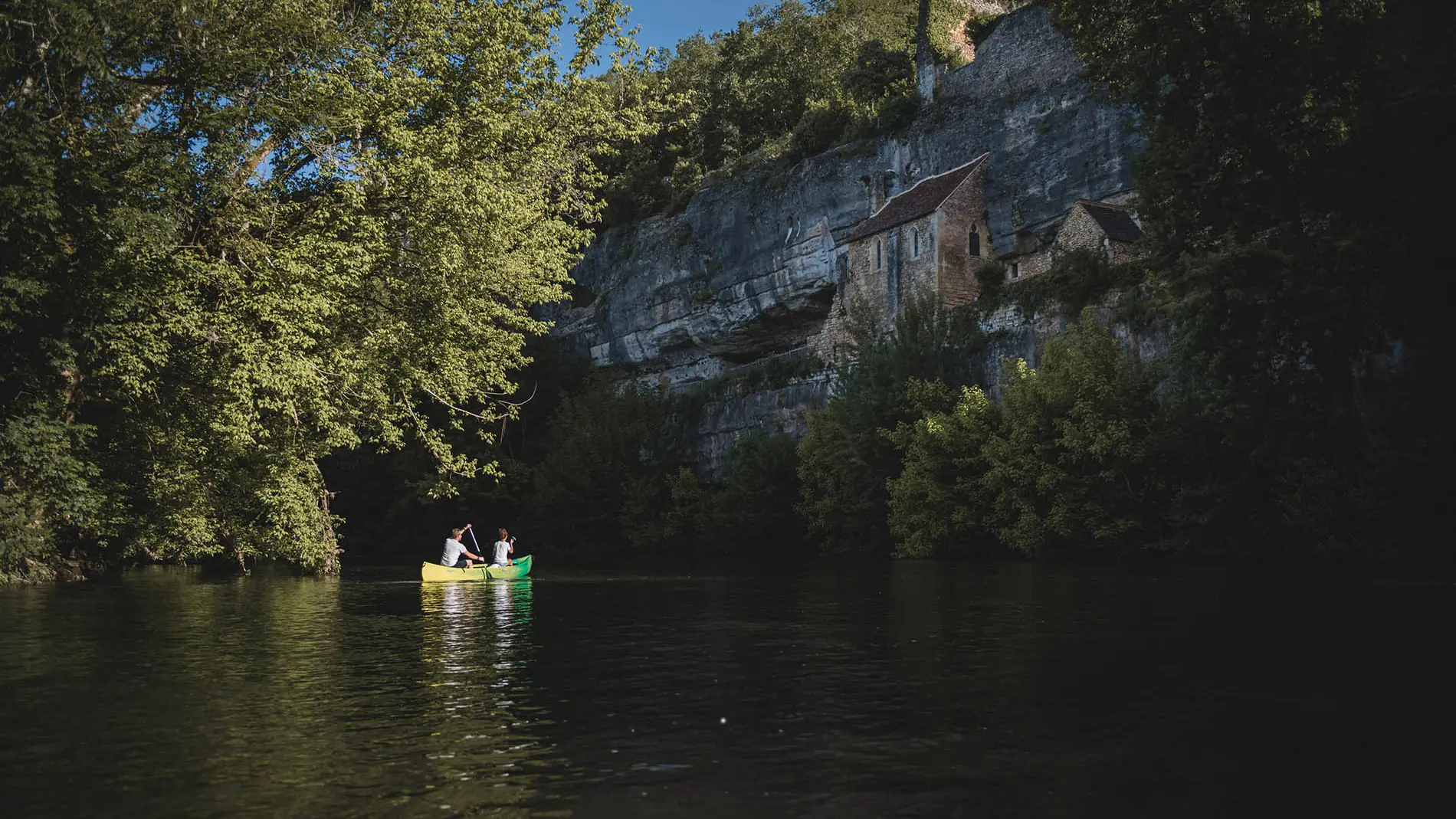 La Madeleine au petit matin, en canoe