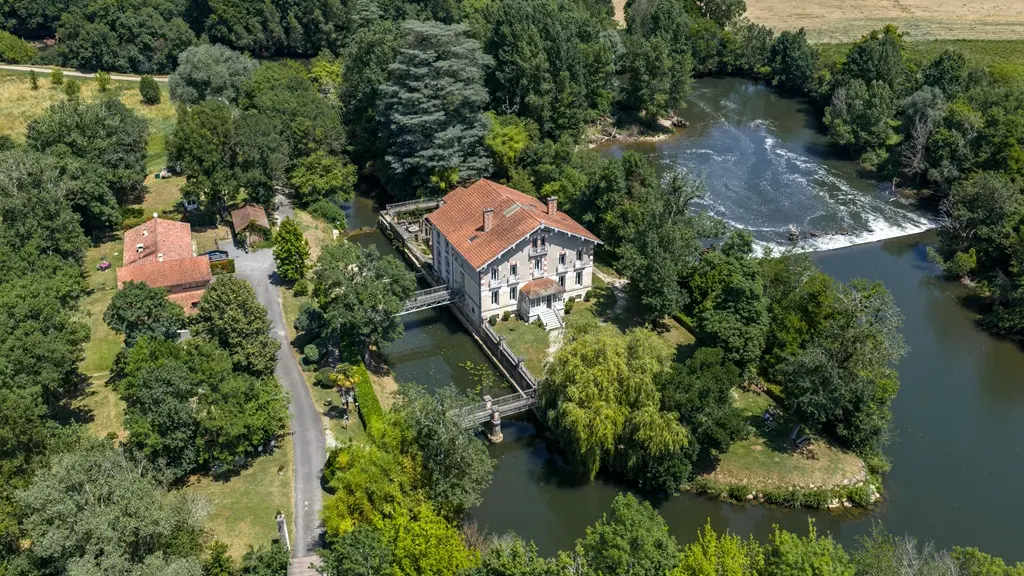 Moulin du Duellas-drone-d-paysage-vallee-isle-perigord