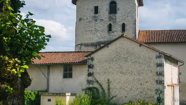 Périgord Inattendu - Village Fleuri Saint-Paul Lizonne