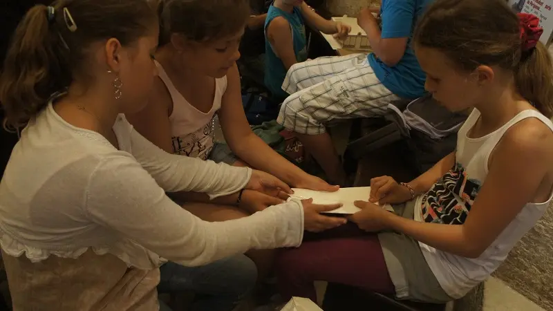 Perigueux_atelier_halle_saint martin_visites_scolaires©office_de_tourisme_de_perigueux