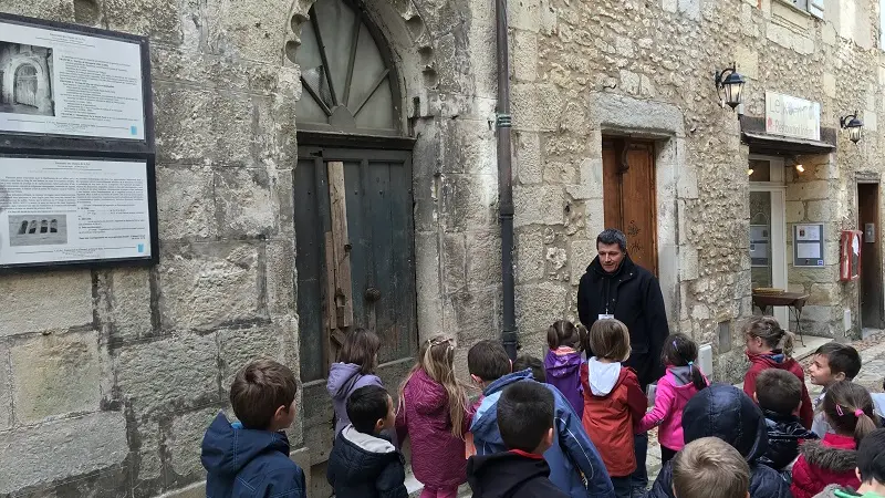 Perigueux_visite_maisons_medievales_scolaires©office_de_tourisme_de_perigueux