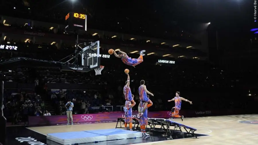 Basket acrobatique avec Les Crazys Dunkers