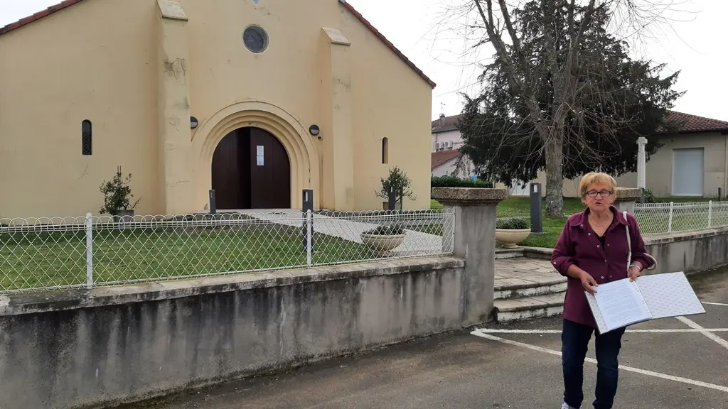 Rosa Greeter présente l'église Lahosse