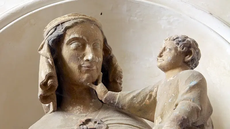 Vierge à l'Enfant de La Chapelle-Montmoreau