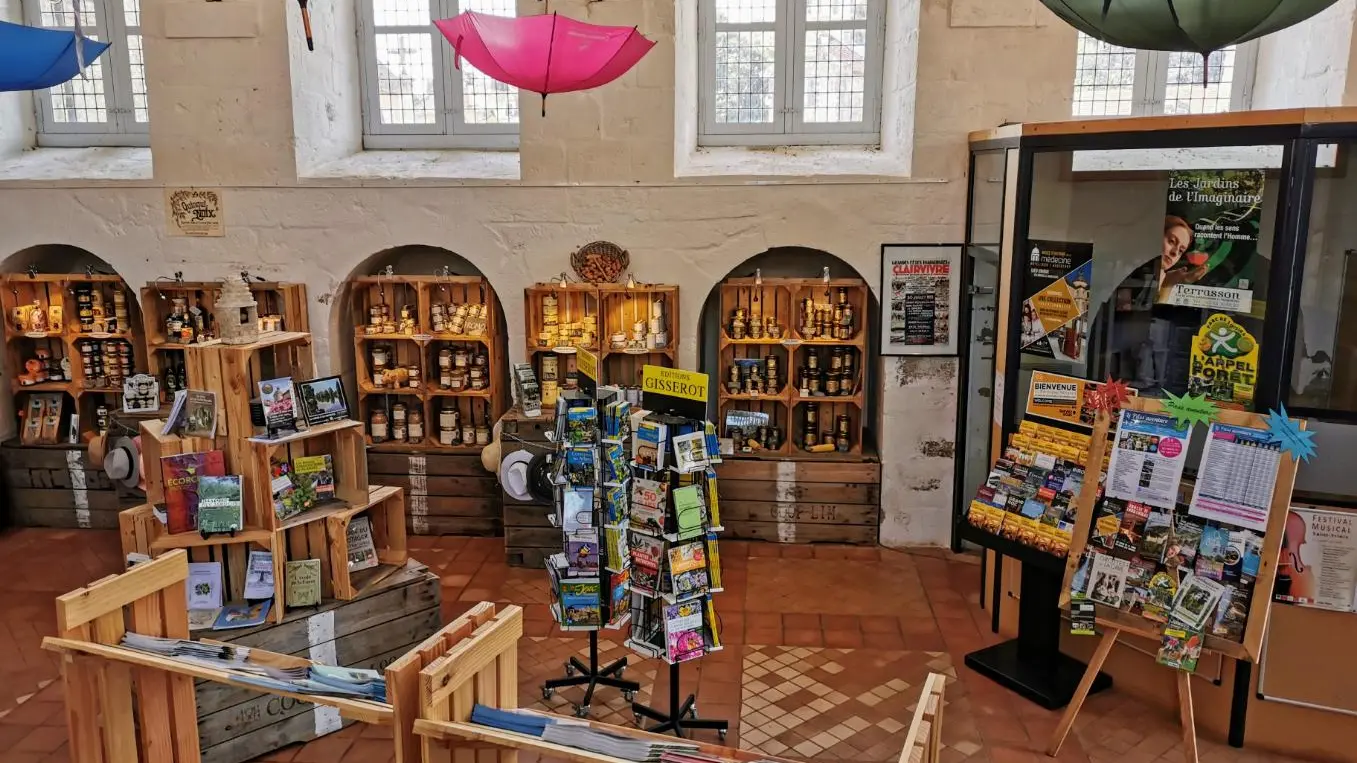 boutique-producteurs-hautefort2
