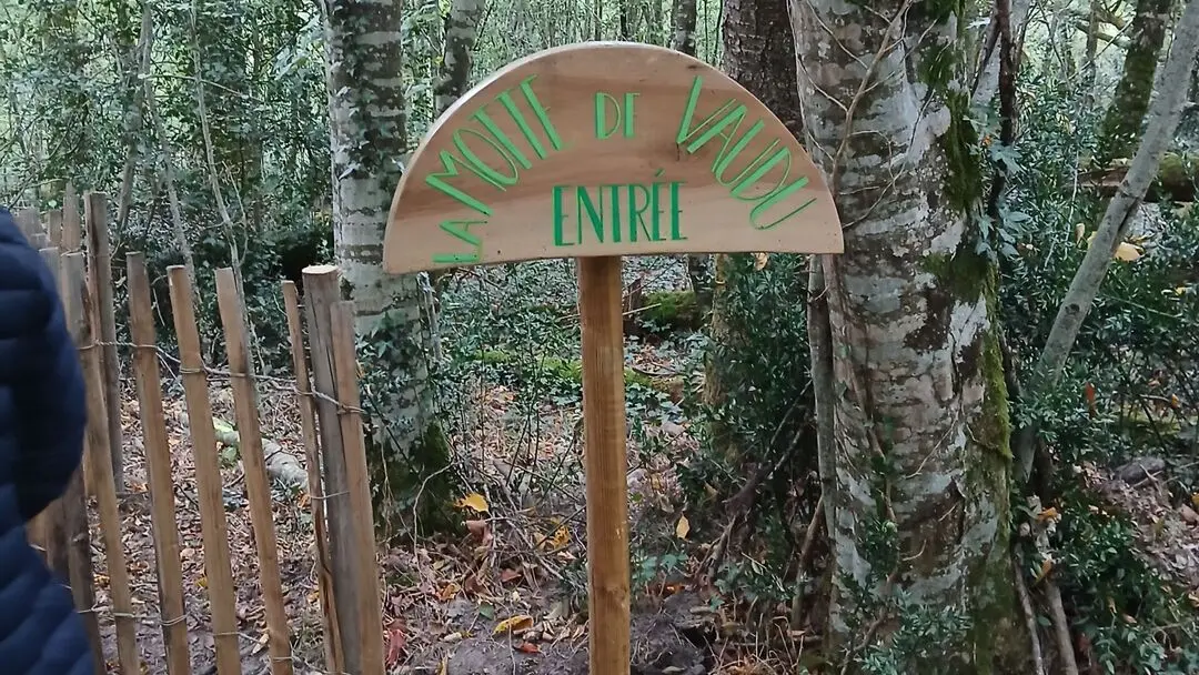 entrée motte de Vaudu