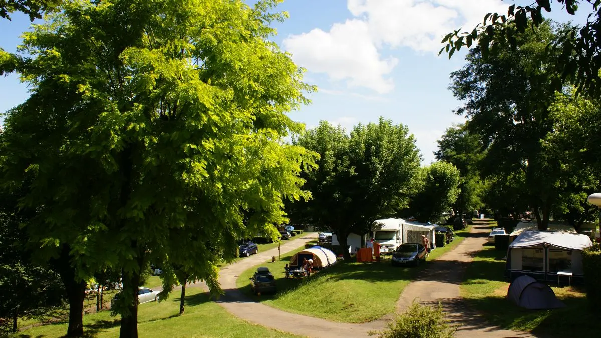 camping les grottes de roffy