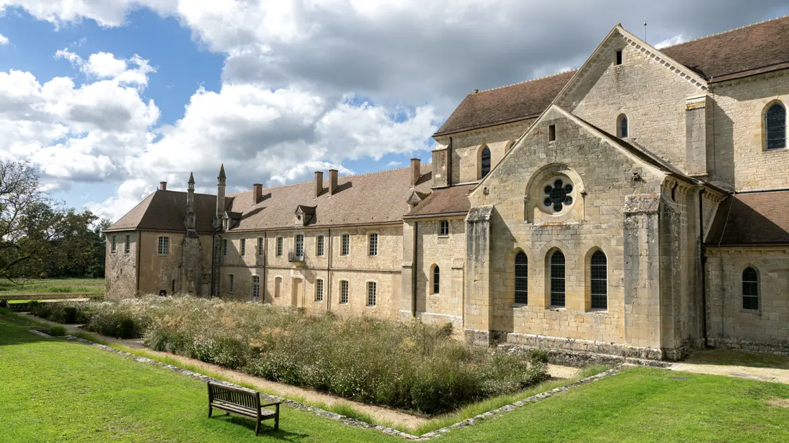 Façade XVIIIè de l'abbaye de Noirlac
