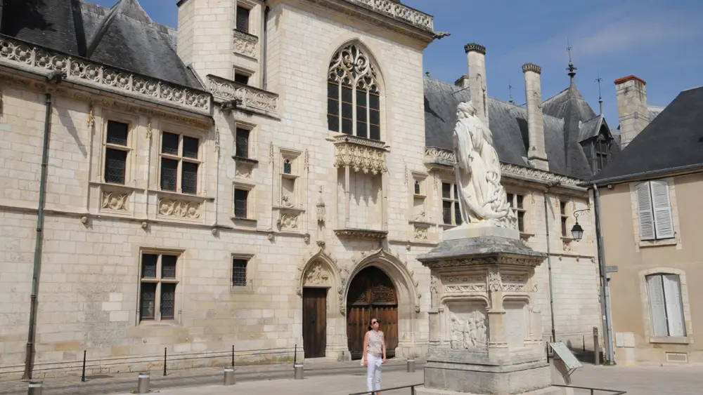 PALAISJACQUESCOEUR2