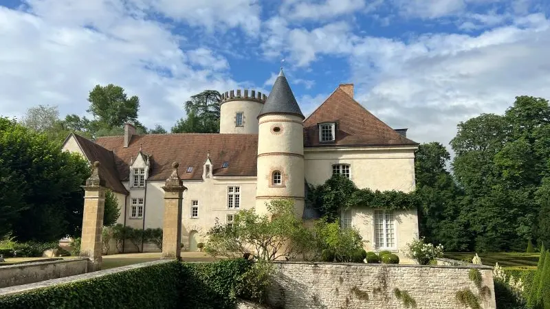 Parc et château de Pesselières