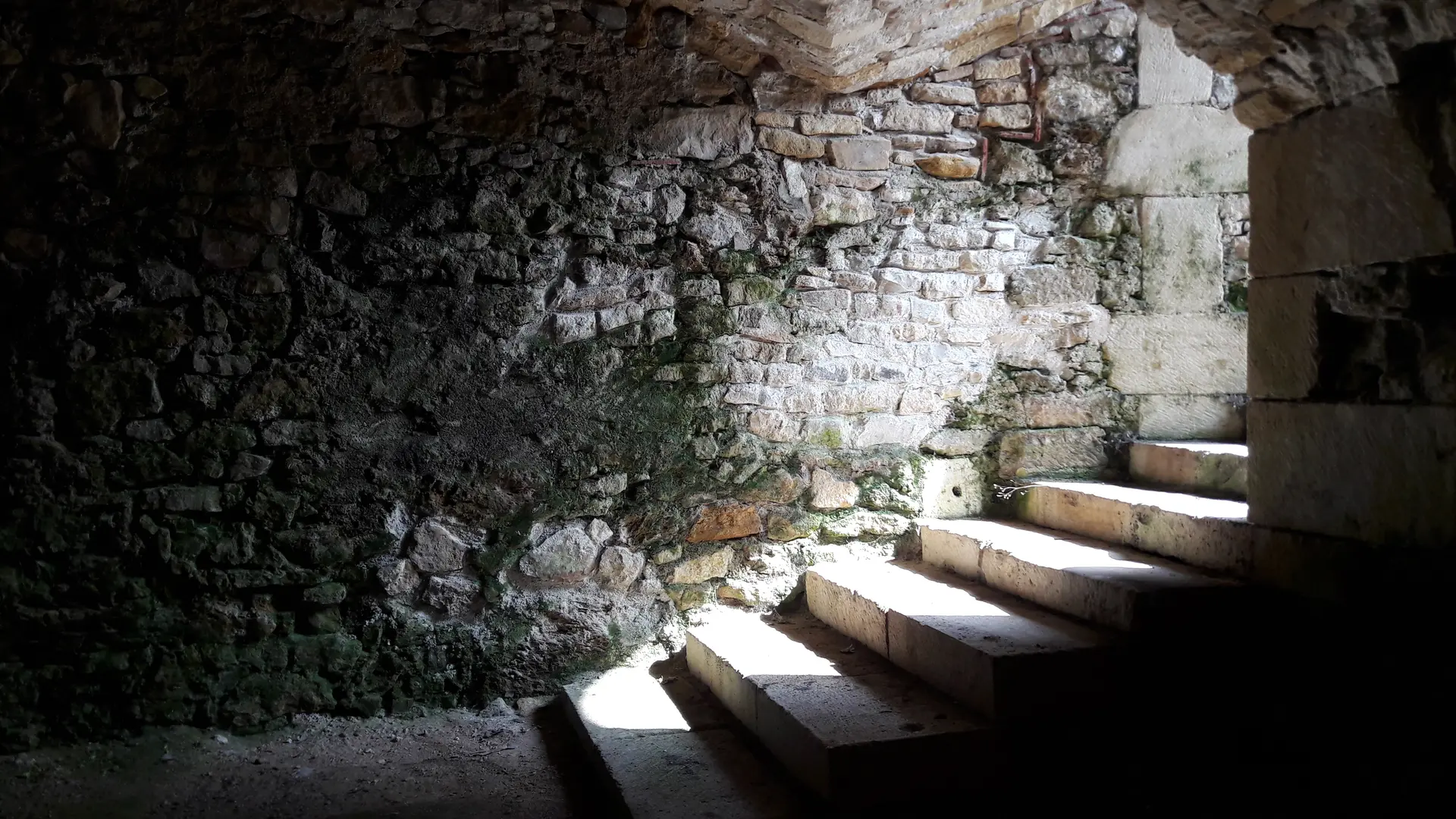 cave